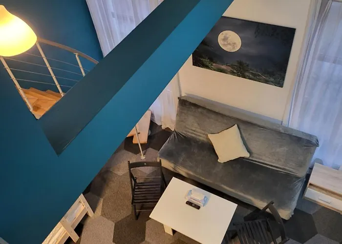 Moon 호스텔 포즈난