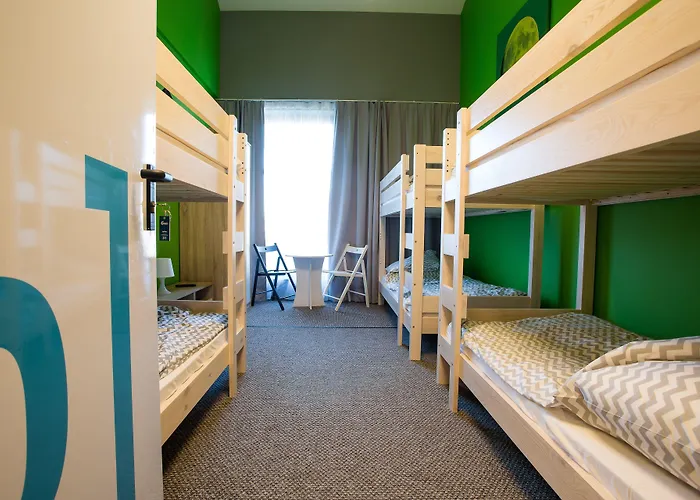 Moon 호스텔 포즈난