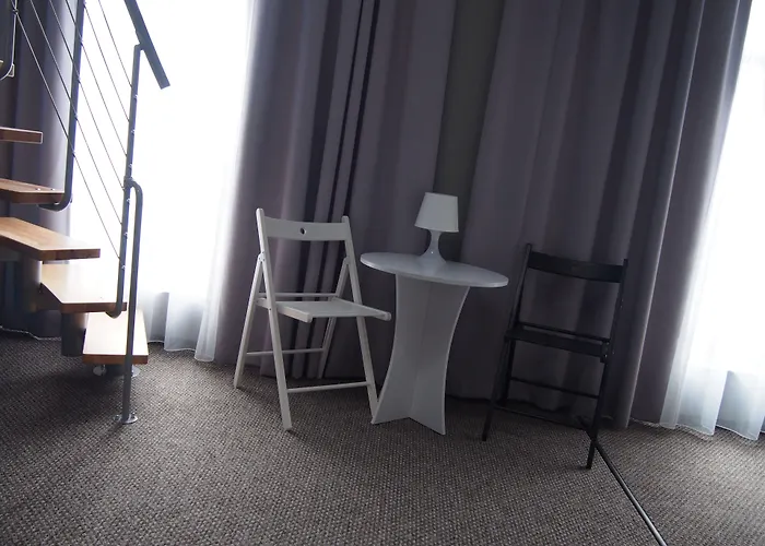 Moon 호스텔 포즈난