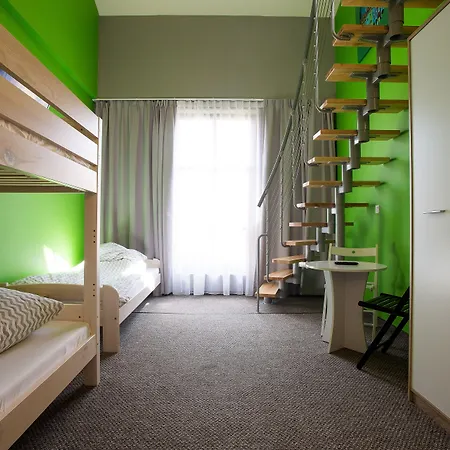 Moon Hostel *